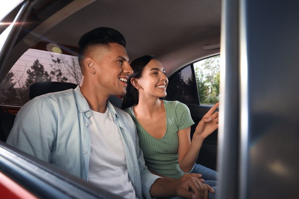 couple in taxi